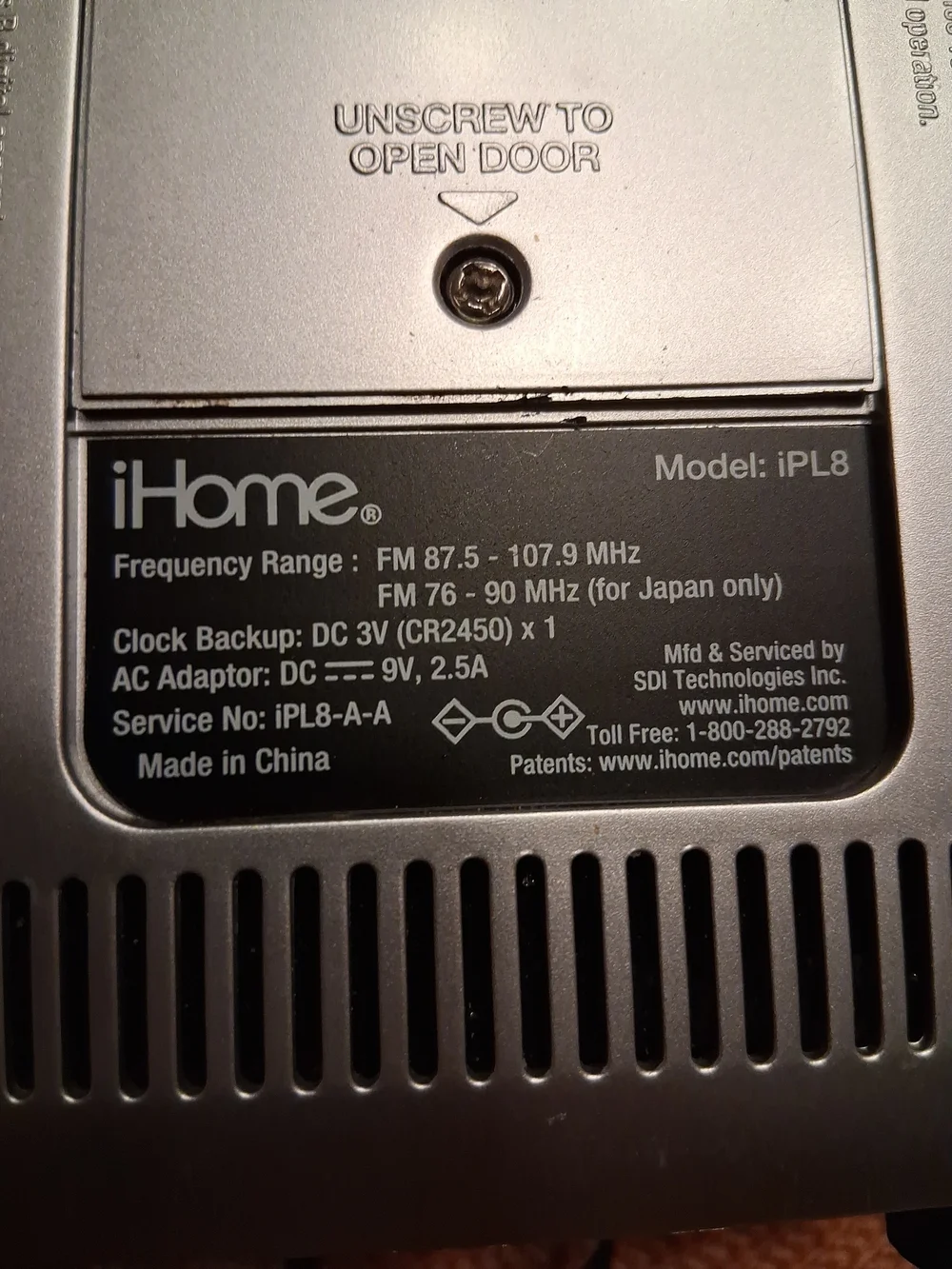 iHome Space Saving Wake Sleep Lighting Dock FM Radio Alarm Clock Speaker - IPL8